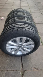 Used like new 15-inch Polo mags and continental of 95% thread left. leave your whatsapp number