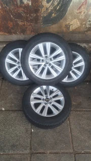 Used like new 15-inch Polo mags and continental of 95% thread left. leave your whatsapp number
