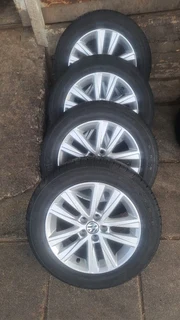 Used like new 15-inch Polo mags and continental of 95% thread left. leave your whatsapp number