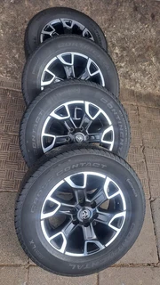legend 50 mags with 265/65R18 continental tires, leave your whatsapp number if interested.
