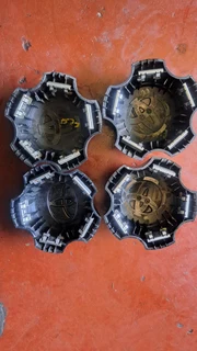 Chevrelot/opel backkie and toyota gt6 center caps. leave your whatsapp number if interested.