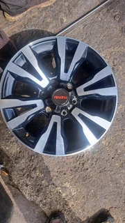 18 inche isuzu d max mags. black &amp; silver available. leave your whatsapp number if interested.