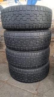 265/65R17 pirelli scorpion all terrain tires. leave your whatsapp number if interested.