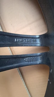 19 inch original BMW wide and narrow mags. leave your whatsapp number if interested.