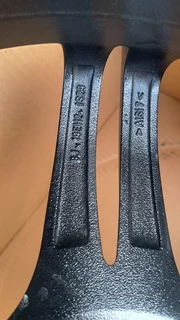 19 inch original BMW wide and narrow mags. leave your whatsapp number if interested.