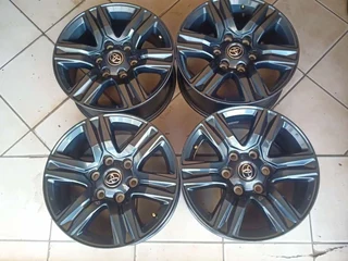 17 Inche Toyota mags 4 sale. Leave your whatsapp number if interested.