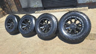 17 inche mags for bakkies and 265/65R17 tires. Leave your whatsapp number if interested.