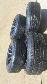 17 inche mags for bakkies and 265/65R17 tires. Leave your whatsapp number if interested.
