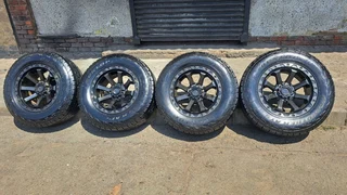 17 inche bakkie rims and tires 4 Toyota, Ford, Isuzu, Nissan. Call/Whatsapp 0733076165.