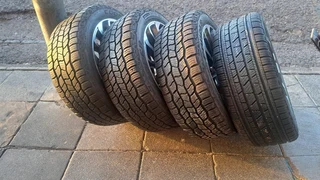 22 inche Range Rover mags &amp; tires of size 285/45R22. Leave your whatsapp number if interested