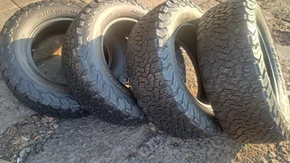 BFgoodrich tires of size 265/65R18, leave your whatsapp number if interested.