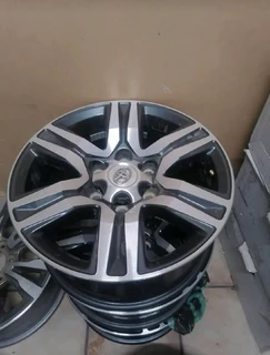 17 inche Toyota mag rims for sale. Leave your whatsapp number