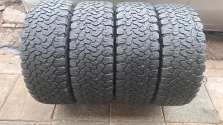 285/60R18 BFgoodrich tires available, leave your whatsapp number if interested.