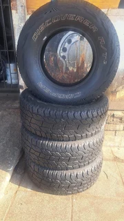 265/70R16 Cooper Discoverer tires for sale. leave your whatsapp number if interested.