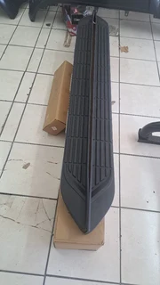 Volkswagen Amorok side step double cab for sale. leave your whatsapp number if interested.