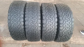 265/65R18 BFgoodrich tires for sale, leave your whatsapp number if interested for follow-up.