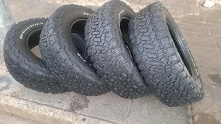 265/65R18 BFgoodrich tires for sale, leave your whatsapp number if interested for follow-up.