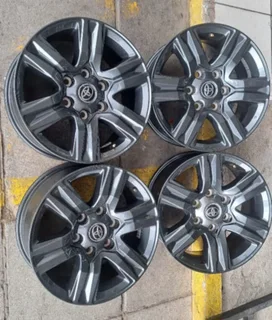17 Inch Toyota Hilux Gd6(D4D &amp; Fortuner) rims 4 sale. Leave your whatsapp number if interested.