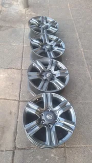 17 Inch Toyota Hilux Gd6(D4D &amp; Fortuner) rims 4 sale. Leave your whatsapp number if interested.