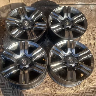 17 Inch Toyota Hilux Gd6(D4D &amp; Fortuner) rims 4 sale. Leave your whatsapp number if interested.