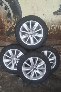 15-inch VW polo 6R TSI mags and tires. Leave your whatsapp number if interested.