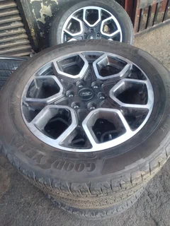 20 Inch Ford Ranger (Thunder, Raptor,  Wildtrak, Platinum, Stormtrak) rims with 255/55R20 Good Year.