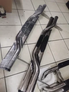 Original Toyota Hilux D4D Rear Step bumper 4 sale. Leave your whatsapp number if interested