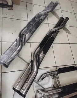 Original Toyota Hilux D4D Rear Step bumper 4 sale. Leave your whatsapp number if interested