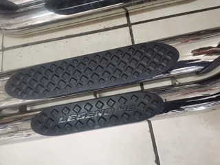 Original Toyota Hilux D4D Rear Step bumper 4 sale. Leave your whatsapp number if interested