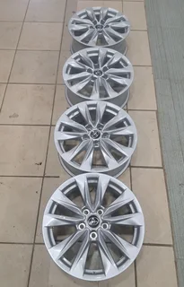 ✅️ 17-inch Toyota Urban cruiser/Rav4 mag rims. Leave your whatsapp number if interested.