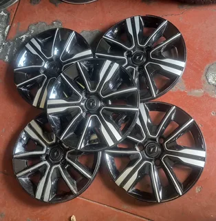  14-inch Renault Kwid wheel covers. Leave your whatsapp number if interested for pricing.