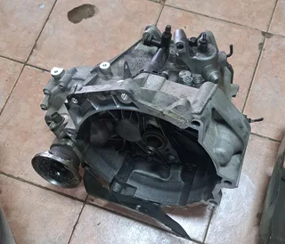  VW Polo Vivo gearbox. Leave your whatsapp number if interested.