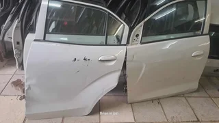  Hyundai Atos back and front door for sale. Leave your whatsapp number if interested.