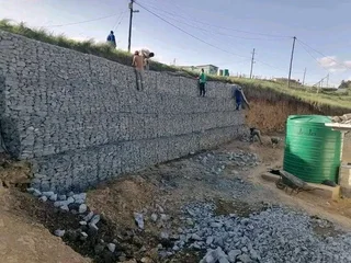 We do gabion baskets and retaining walls 0679057589