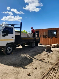 4 TON TRUCK FOR HIRE RUBBLE REMOVALS