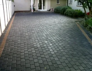 Paving installation