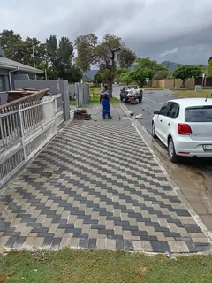 Paving installation