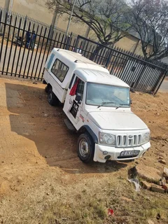 Mahindra bolero stripping for spares