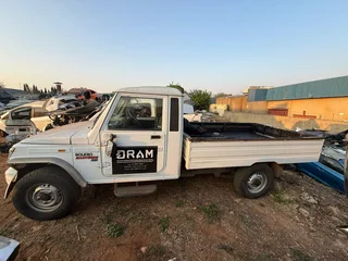 Mahindra bolero stripping for spares