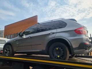 2011 bmw x5 e70 3L stripping for spares