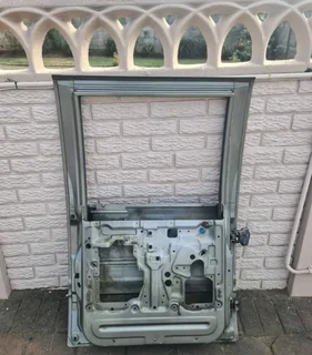 Isuzu Back door shell
