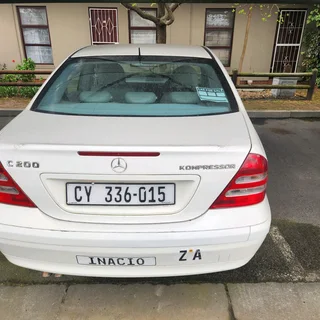 Mercedes c200  Kompressor  2002 183500kms