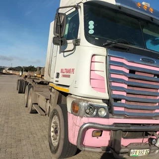 Massive Sale - 2013 Freightliner Argosy ISX 500 Ready For Work