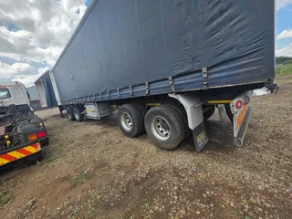 Massive Sale: 2011 Afrit Tautliner – Clean &amp; Ready for Work