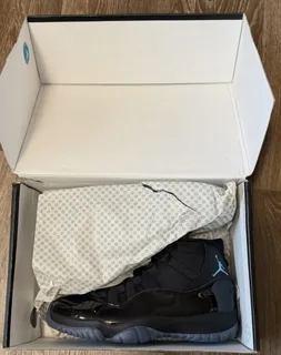 Air Jordan 11 Retro “Gamma Blue” (2013)