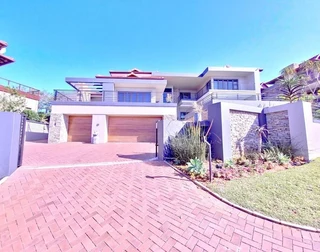 OPULENT HOME IN IZINGA PARK