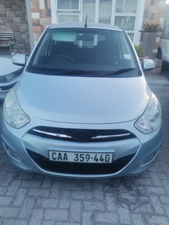 Black fraiday special 2013 Hyundai i10 Sedan