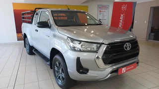2022 Toyota Hilux 2.4 4x2 manual Extended Cab