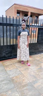 Am looking for domestic nanny job leav in or out