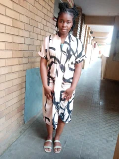 Am looking for domestic or nanny job leave in or out